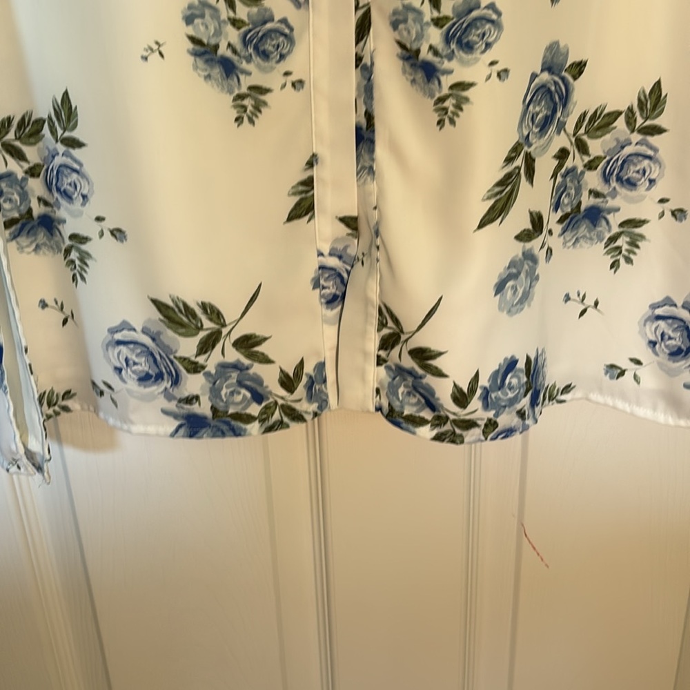 L'Academie Cream and Blue Floral dress sz Medium - Picture 4 of 11
